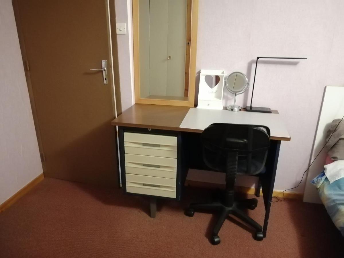 Lit 2 Personnes Grand Bureau Apartment Fruges Luaran gambar